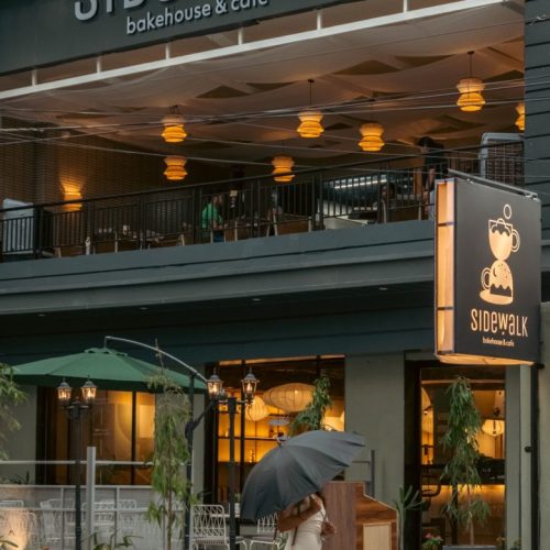 Sidewalk-Bakehouse-and-Cafe-by-Forearch-Studios-13-780x1229 (1)